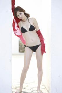 Yumi Sugimoto feet photo thumbnail