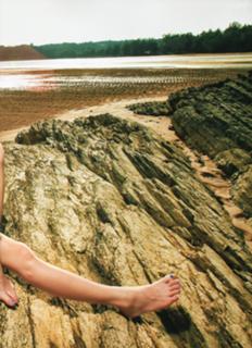 Yumi Sugimoto feet photo thumbnail