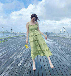 Yumi Sugimoto feet photo thumbnail