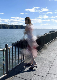 Yumi Sugimoto feet photo thumbnail