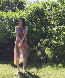 Yumi Sugimoto feet photo thumbnail