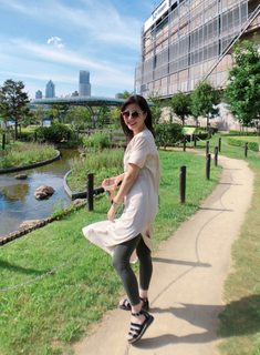 Yumi Sugimoto feet photo thumbnail