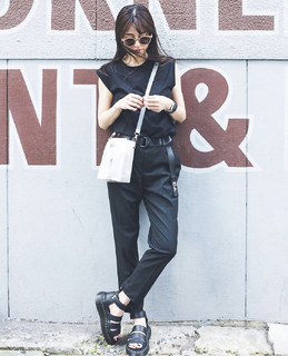 Yumi Sugimoto feet photo thumbnail