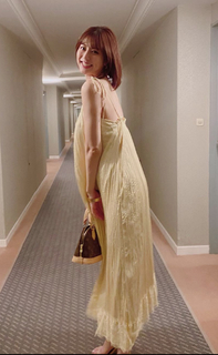 Yumi Sugimoto feet photo thumbnail