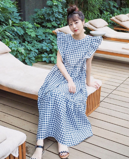 Yumi Sugimoto feet photo thumbnail