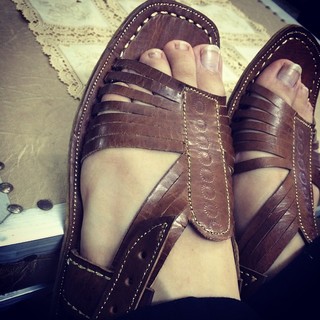 Yumna Zaidi feet photo 1