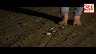 Yumna Zaidi feet photo 13