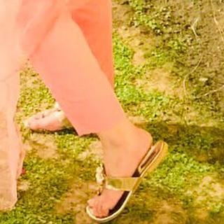 Yumna Zaidi feet photo 20