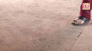 Yumna Zaidi feet photo 4