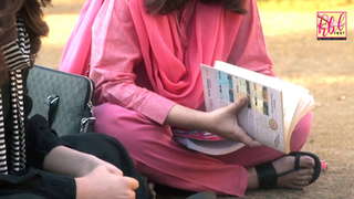 Yumna Zaidi feet photo 3