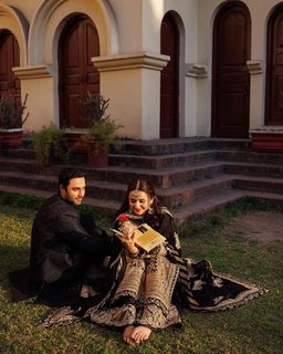 Yumna Zaidi feet photo 20