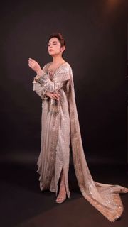Yumna Zaidi feet photo 7
