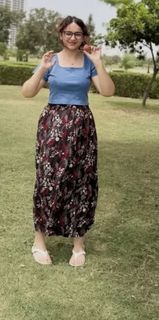 Yumna Zaidi feet photo 4