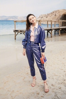Yun Lin feet photo 5