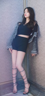 Yun Lin feet photo 12