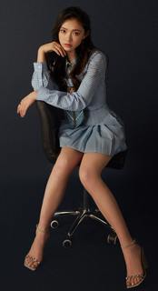 Yun Lin feet photo 18
