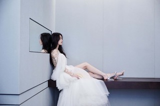 Yun Lin feet photo 15