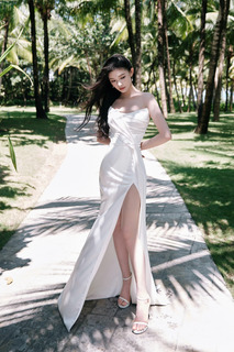 Yun Lin feet photo 17