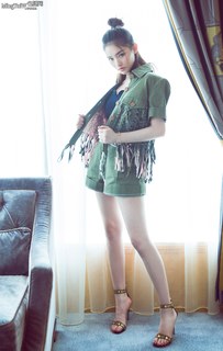 Yun Lin feet photo 4