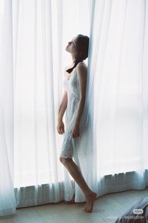 Yun Lin feet photo 14