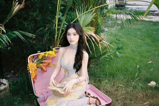 Yun Lin feet photo 7