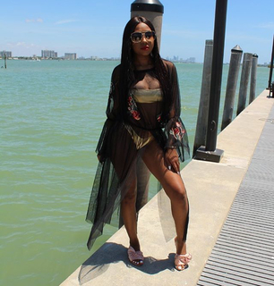 Yung Miami feet photo thumbnail