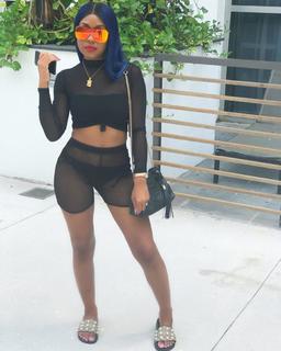 Yung Miami feet photo thumbnail