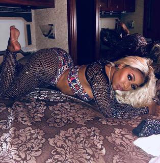 Yung Miami feet photo thumbnail