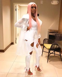 Yung Miami feet photo thumbnail