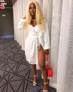 Yung Miami feet photo thumbnail