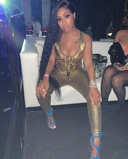 Yung Miami feet photo thumbnail