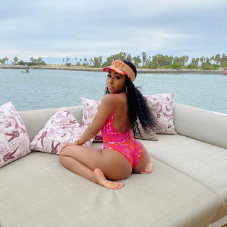 Yung Miami feet photo thumbnail