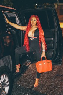 Yung Miami feet photo thumbnail