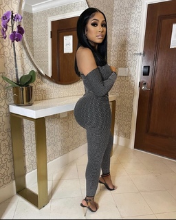 Yung Miami feet photo thumbnail