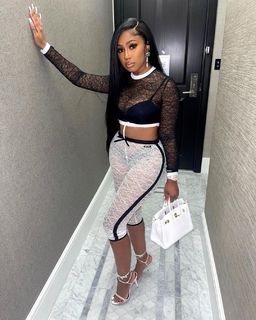 Yung Miami feet photo thumbnail