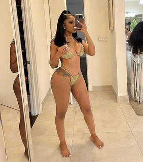 Yung Miami feet photo thumbnail