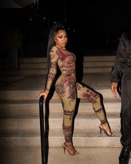 Yung Miami feet photo thumbnail