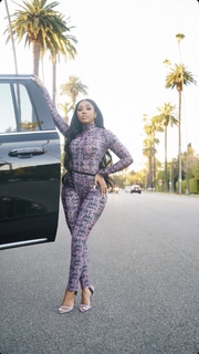 Yung Miami feet photo thumbnail