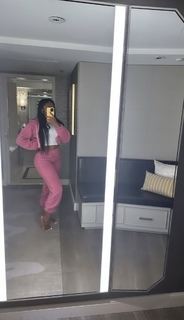 Yung Miami feet photo thumbnail