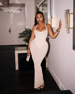 Yung Miami feet photo thumbnail