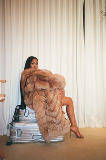 Yung Miami feet photo thumbnail