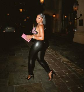 Yung Miami feet photo thumbnail