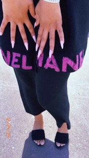 Yung Miami feet photo thumbnail