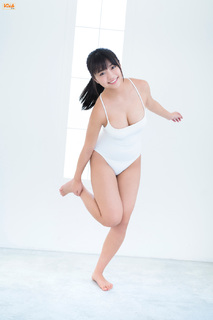 Yuno Ohara feet photo thumbnail