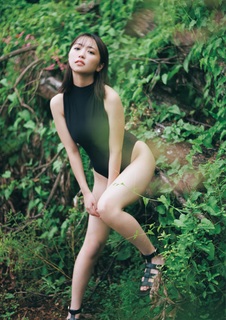 Yuno Ohara feet photo thumbnail