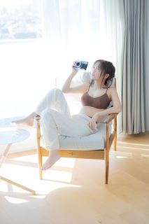 Yuno Ohara feet photo thumbnail