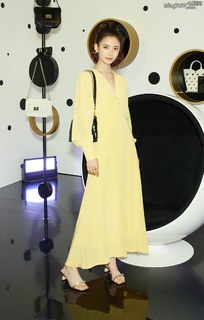 Yuqi Chen feet photo 14