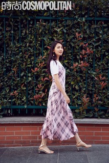 Yuqi Chen feet photo 17