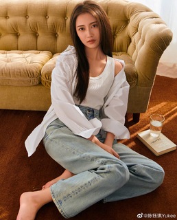 Yuqi Chen feet photo 12