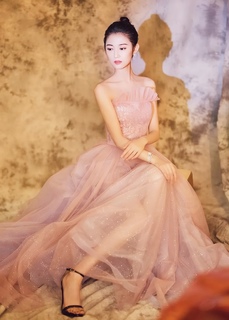 Yuqi Chen feet photo 9